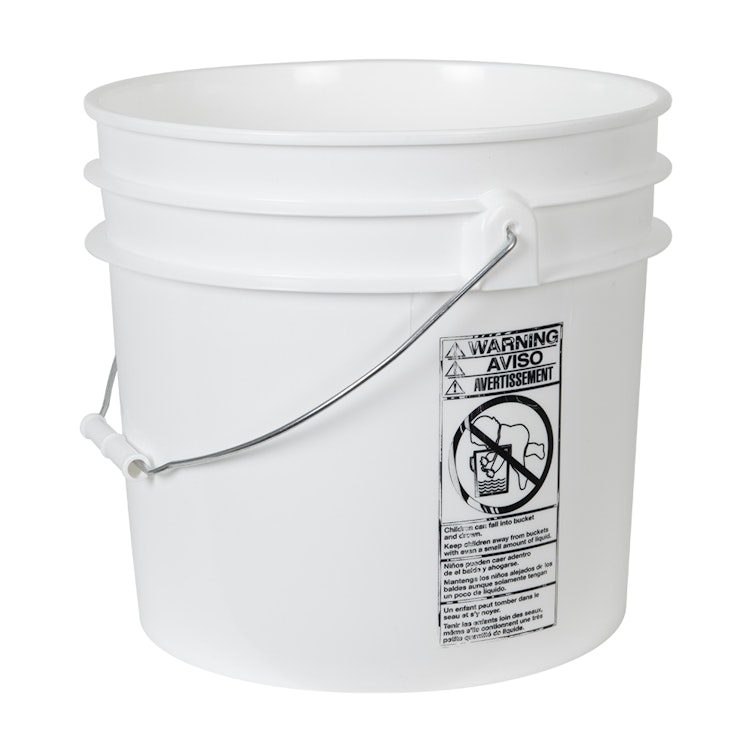 3-1/2 Gallon White Bucket
