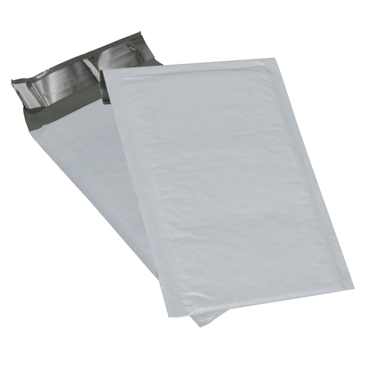 4” W x 8” L x 2.5 mil Thick White LDPE Bubble Mailers – Case of 500
