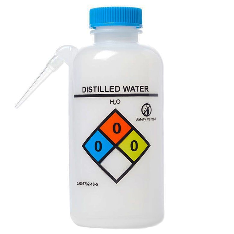 500mL Distilled Water UniSafe™ Unitary Wash Bottle with Blue Cap