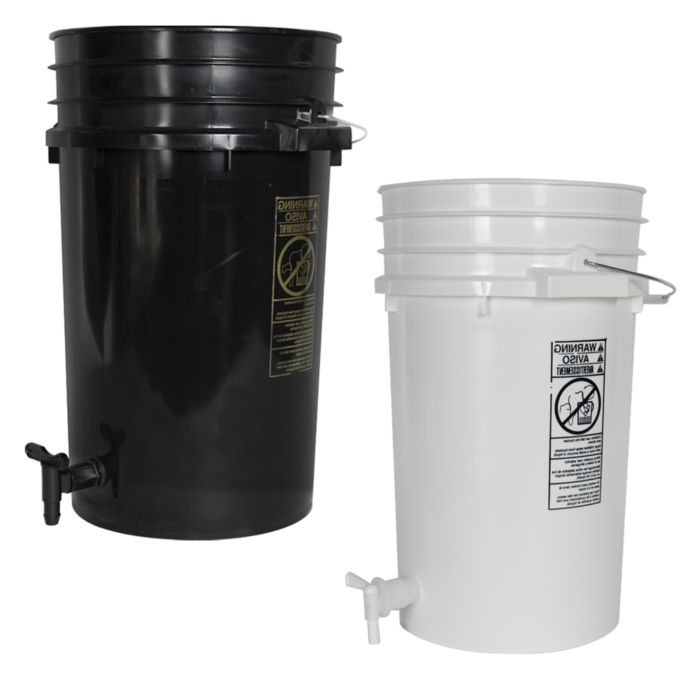 7 gallon plastic sale bucket