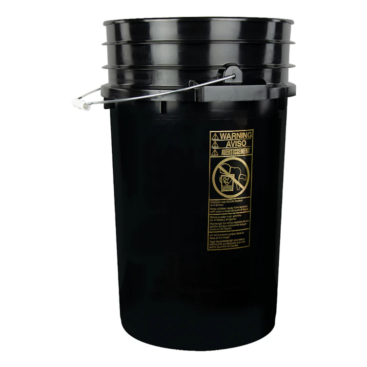 7 Gallon Bucket