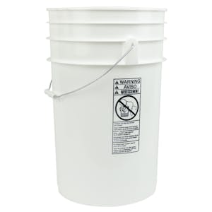 White 6-1/2 Gallon Bucket