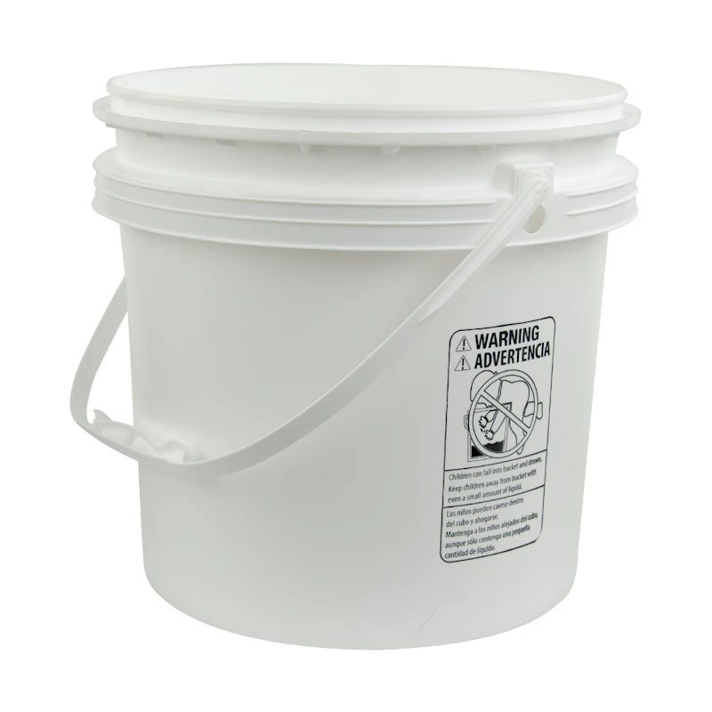 White Polypropylene 4 Gallon/15 Liter Bucket with Handle